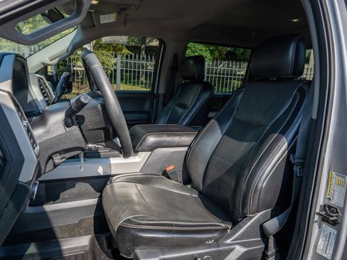 Used 2018 Ford F250 Lariat w/ Chrome Package AWD/4WD image 10