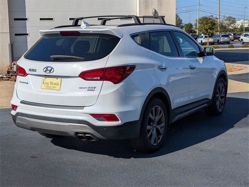 Used 2017 Hyundai Santa Fe Sport image 8