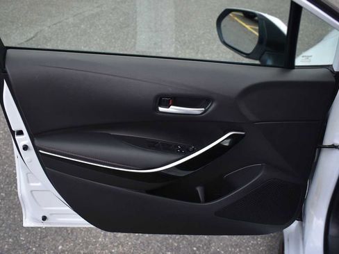 Used 2023 Toyota Corolla XSE image 28