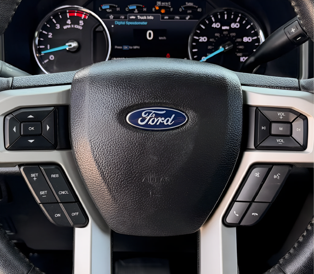 Used 2019 Ford F250 Lariat w/ Lariat Ultimate Package AWD/4WD image 46