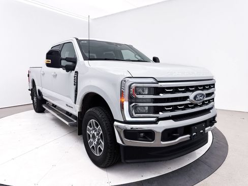 Used 2024 Ford F250 Lariat AWD/4WD image 11