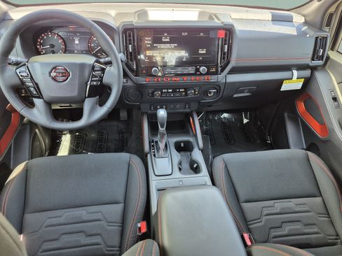 New 2026 Nissan Frontier Pro-X w/ Pro-X Convenience Package RWD image 11