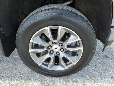 Used 2021 Chevrolet Silverado 1500 RST image 9