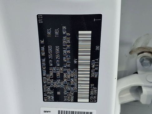 Certified 2024 Toyota Grand Highlander Limited image 31