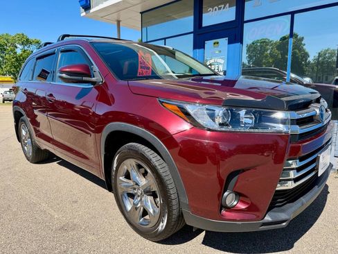 Used 2017 Toyota Highlander Limited Platinum w/ Protection Package #3 AWD/4WD image 4