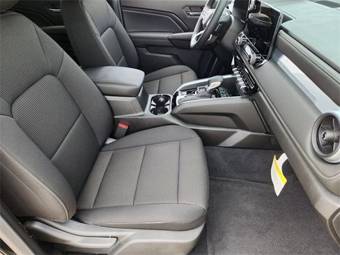 New 2025 Chevrolet Colorado LT w/ Advanced Trailering Package image 11