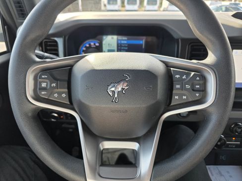 Certified 2022 Ford Bronco 4-Door AWD/4WD image 14