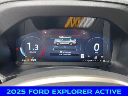 New 2025 Ford Explorer Active w/ Active Comfort Package image 2