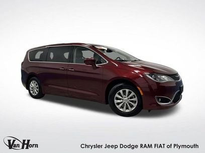 Certified 2019 Chrysler Pacifica Touring Plus w/ Cold Weather Group