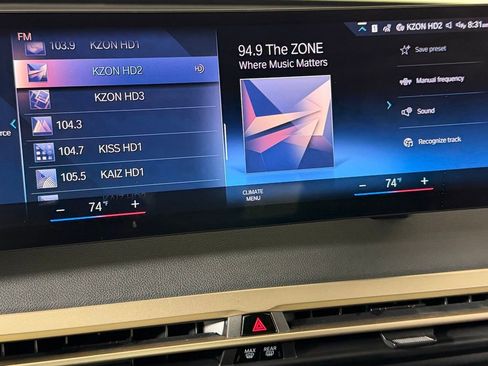 Used 2022 BMW iX xDrive50 w/ Convenience Package image 19