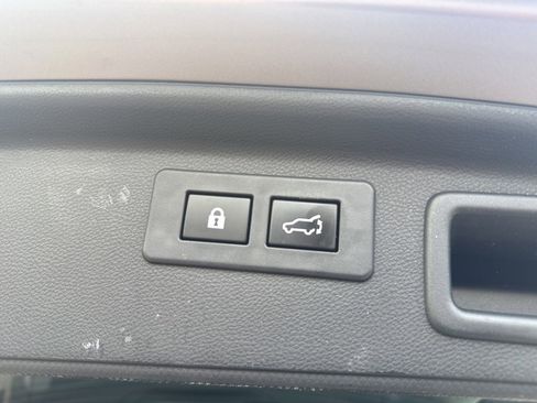 Certified 2022 Subaru Forester Premium image 27