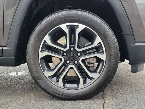 Used 2024 Jeep Compass Limited image 5