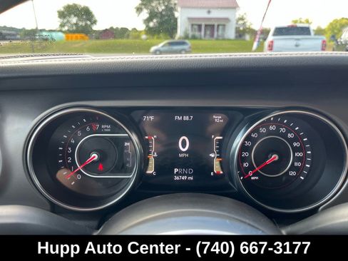 Used 2021 Jeep Gladiator Rubicon w/ Uconnect 4C Nav & Sound Group AWD/4WD image 15