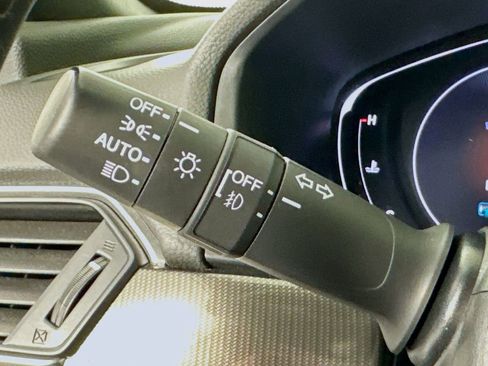 Used 2022 Honda Accord Sport image 12