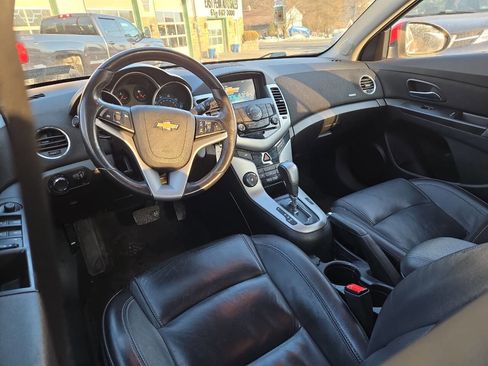 Used 2015 Chevrolet Cruze LT image 17