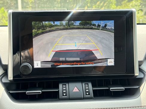 Used 2025 Toyota RAV4 XLE Premium AWD/4WD image 27