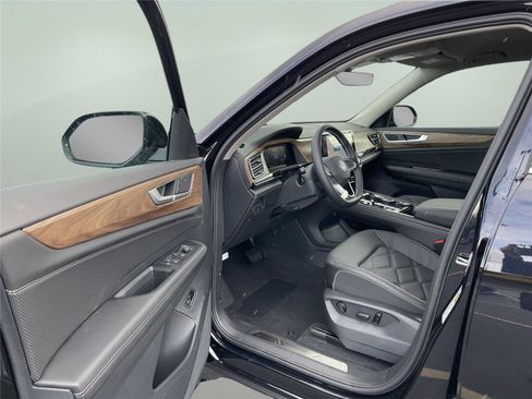 New 2026 Volkswagen Atlas SE AWD/4WD image 14