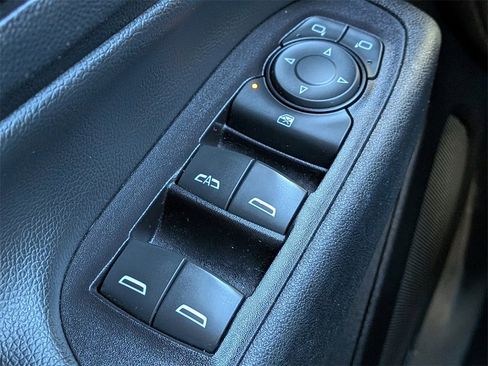 Used 2020 Chevrolet Equinox LT image 25