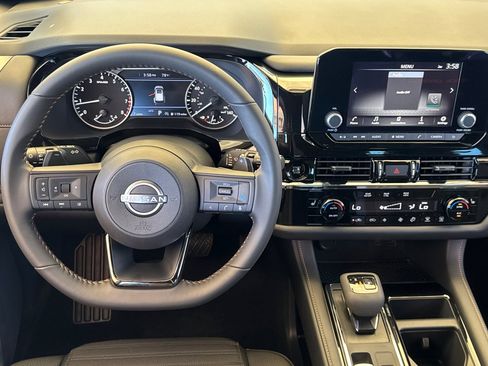 New 2025 Nissan Pathfinder Rock Creek image 17