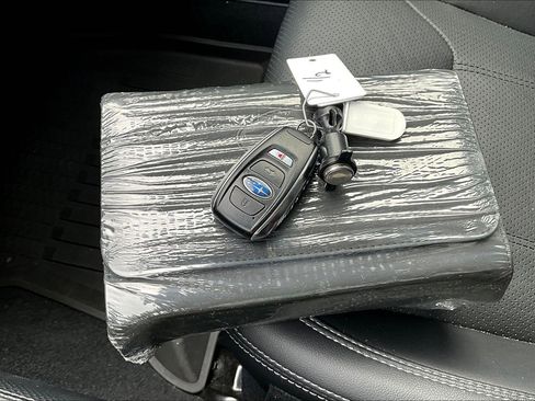 Used 2020 Subaru Forester Touring image 12