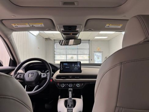 New 2026 Honda HR-V EX-L image 17