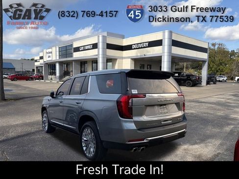 Used 2025 GMC Yukon Denali w/ Sun & Power Step Package image 7