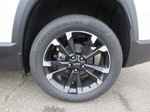 New 2026 Chevrolet Equinox RS w/ Convenience Package III image 12