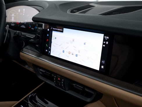 Certified 2026 Porsche Cayenne AWD/4WD image 13