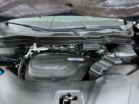 Used 2017 Honda Pilot Touring image 35