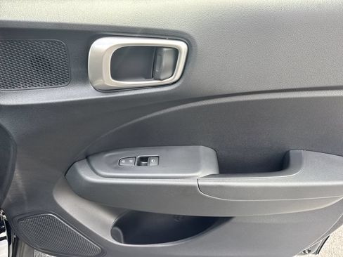 New 2026 Hyundai Venue SEL FWD image 14
