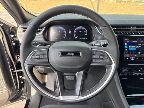 New 2026 Jeep Grand Cherokee Laredo X image 29