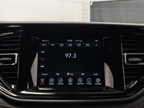 Used 2024 Dodge Durango SXT w/ 3rd Row Seating Group image 17