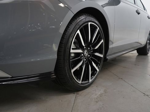 Used 2025 Honda Accord Touring image 26