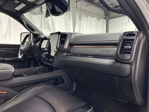 Used 2024 RAM 2500 Limited image 63