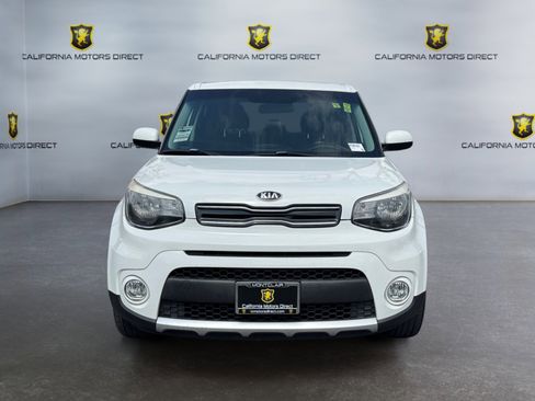 Used 2017 Kia Soul + w/ Audio Package FWD image 8