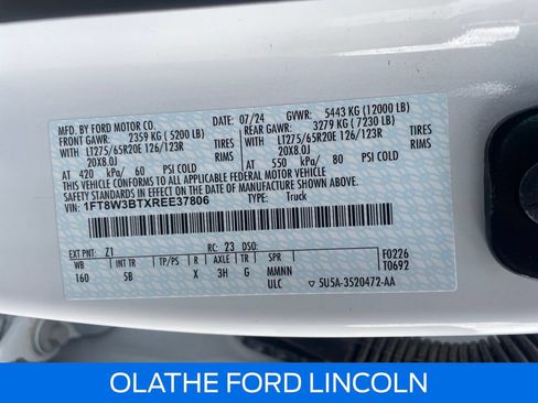 Certified 2024 Ford F350 Lariat w/ Chrome Package AWD/4WD image 16