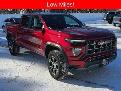 Used 2025 GMC Canyon AT4