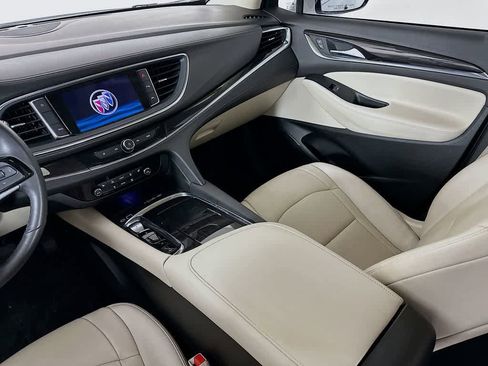 Used 2023 Buick Enclave Essence w/ Sport Touring Edition image 11