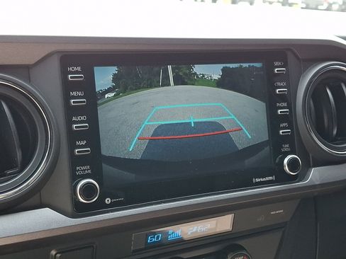 Certified 2023 Toyota Tacoma TRD Off-Road w/ Technology Package AWD/4WD image 19