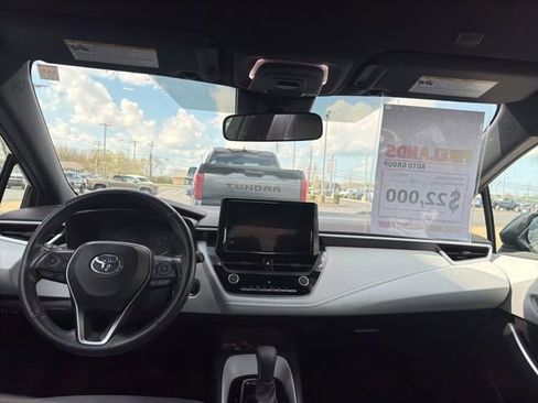 Used 2023 Toyota Corolla SE w/ Carpet Mat Package (TMS) image 12