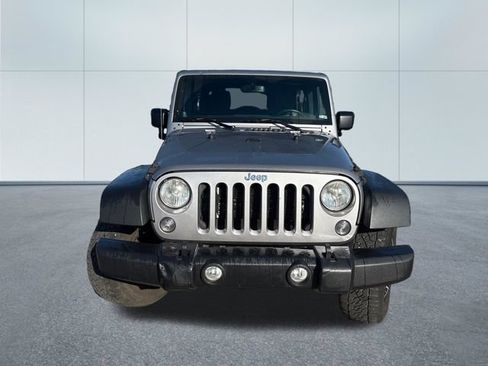 Used 2014 Jeep Wrangler Unlimited Rubicon w/ Connectivity Group AWD/4WD image 6