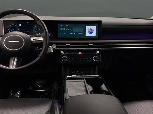 Used 2025 Hyundai Tucson Limited AWD/4WD image 11