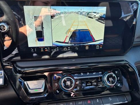 New 2025 GMC Sierra 1500 AT4 w/ AT4 Premium Package AWD/4WD image 31