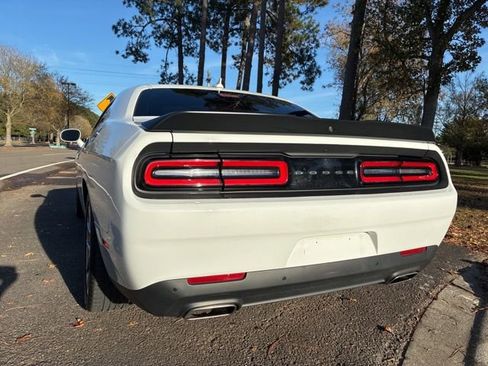 Used 2023 Dodge Challenger GT image 4