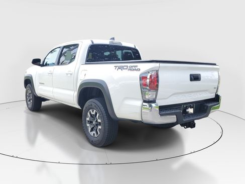 Used 2023 Toyota Tacoma TRD Off-Road RWD image 4