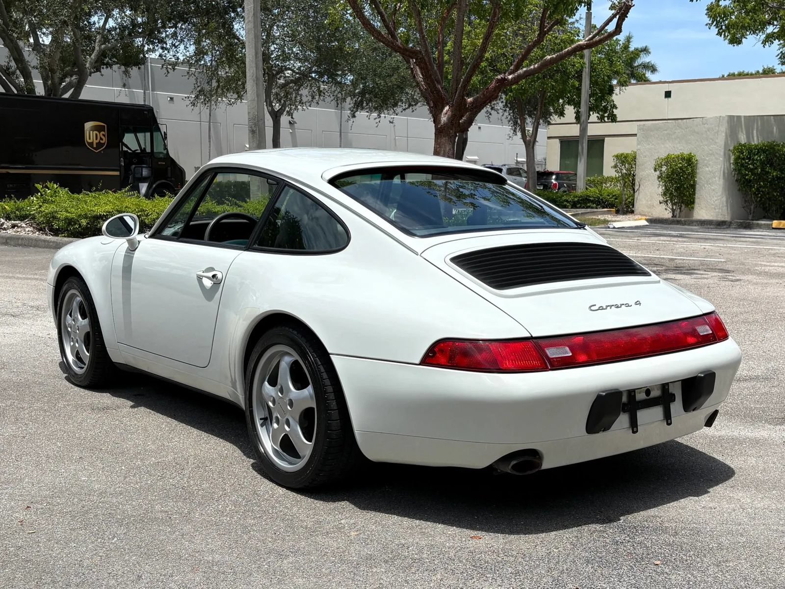 Used 1995 Porsche 911 Carrera image 9