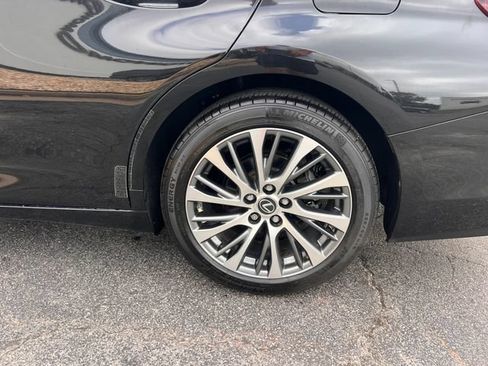 Used 2019 Lexus ES 350 w/ Accessory Package 2 FWD image 36