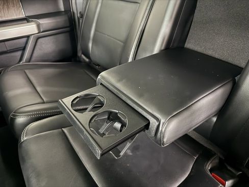 Used 2019 Ford F250 Lariat w/ Lariat Ultimate Package image 19