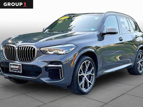 Used 2022 BMW X5 M50i w/ Parking Assistance Package AWD/4WD image 1
