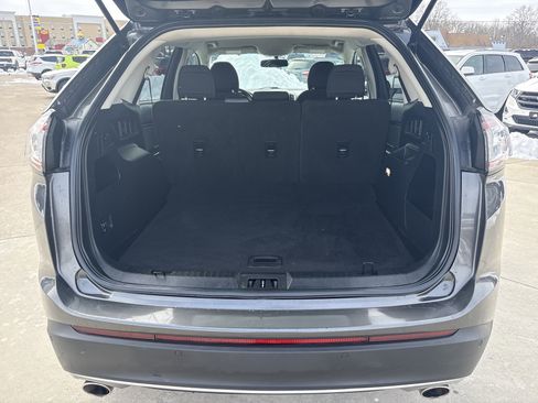 Used 2018 Ford Edge SEL image 5